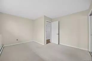 123 Foxwood Dr S, Newburgh, NY 12550 - Photo 27