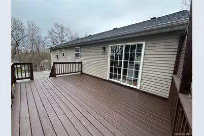 123 Foxwood Drive S, Newburgh, NY 12550 - Photo 35