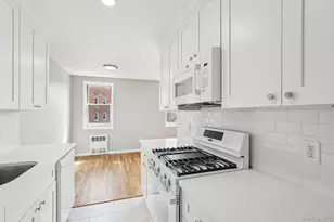 98 Dehaven Dr, Yonkers, NY 10703 - Photo 15