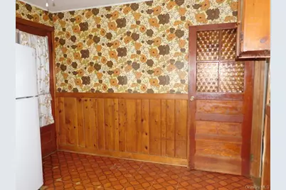 219 Willow Drive, Mahopac, NY 10541 - Photo 9