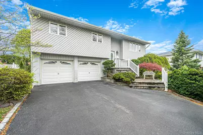 6 Oatley Place, Commack, NY 11725 - Photo 3