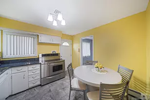 6 Oatley Pl, Commack, NY 11725 - Photo 17
