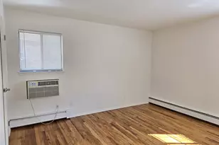 74 Ashwood Rd, Port Washington, NY 11050 - Photo 9