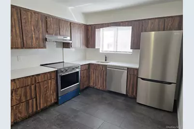 74 Ashwood Road #1st Fl., Port Washington, NY 11050 - Photo 5