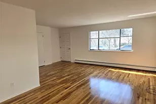 74 Ashwood Rd, Port Washington, NY 11050 - Photo 3