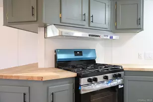 9 Milton, Beacon, NY 12508 - Photo 5