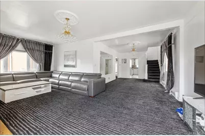 16711 81st Avenue, Hillcrest (Queens), NY 11432 - Photo 9