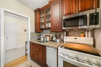90 Bryant Avenue #5B - Forrest, White Plains, NY 10605 - Photo 5