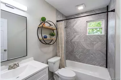 26 Inwood Road, Port Washington, NY 11050 - Photo 5