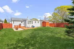 80 Cherubina Ln, North Babylon, NY 11703 - Photo 23