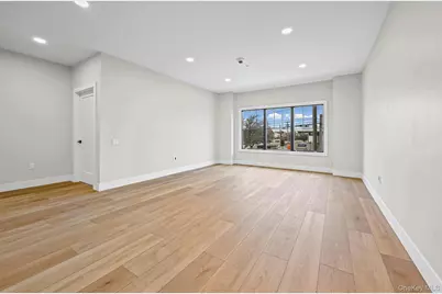 80 Division Street #103, Patchogue, NY 11772 - Photo 5