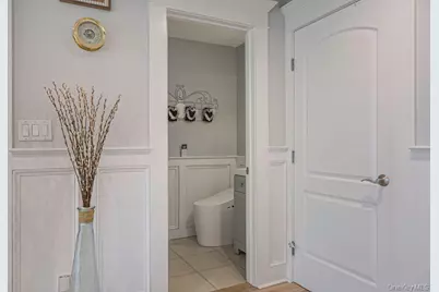 71 Mc Cue, Babylon, NY 11702 - Photo 21
