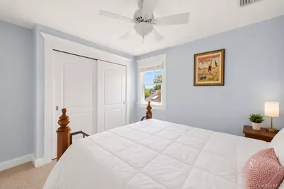 71 Mc Cue, Babylon, NY 11702 - Photo 31