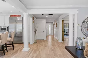 71 Mc Cue, Babylon, NY 11702 - Photo 19