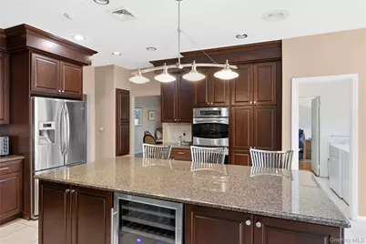 23 Mary Court, Melville, NY 11747 - Photo 7