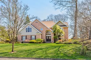 23 Mary Ct, Melville, NY 11747 - Photo 35