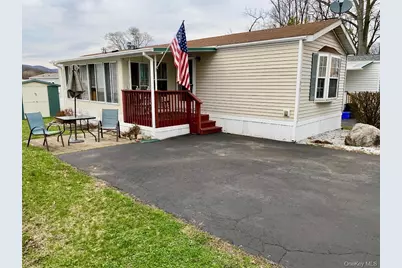 31 N Mountainview Mhp, Stony Point, NY 10980 - Photo 3