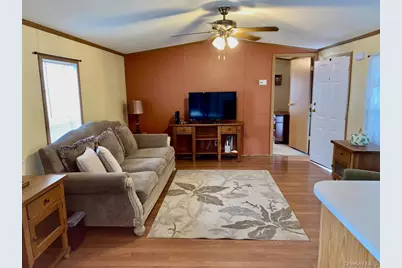 31 N Mountainview Mhp, Stony Point, NY 10980 - Photo 7