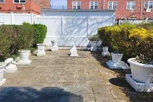 408 Howe Ave, Bronx, NY 10473 - Photo 31