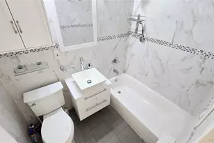 137-05 Franklin Ave, Flushing, NY 11355 - Photo 33