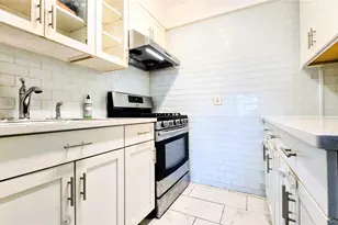 137-05 Franklin Ave, Flushing, NY 11355 - Photo 9