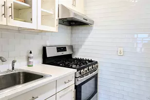 137-05 Franklin Ave, Flushing, NY 11355 - Photo 13