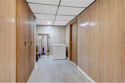 24 Milburn Road, Sound Beach, NY 11789 - Photo 21