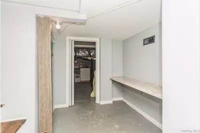 108 Hempstead Avenue, Lynbrook, NY 11563 - Photo 37