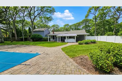13 Beachland Avenue, East Quogue, NY 11942 - Photo 5