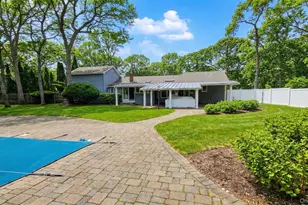 13 Beach Land Ave, East Quogue, NY 11942 - Photo 5