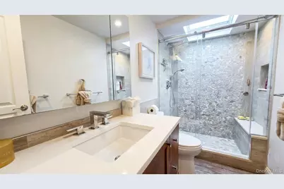 13 Beachland Avenue, East Quogue, NY 11942 - Photo 33