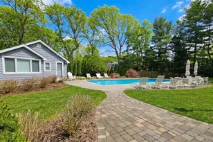 13 Beach Land Ave, East Quogue, NY 11942 - Photo 3