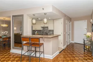 111 Cherry Valley Ave, Garden City, NY 11530 - Photo 7