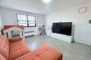 246-15 57th Dr, Douglaston, NY 11362 - Photo 9