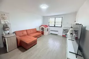 246-15 57th Dr, Douglaston, NY 11362 - Photo 11