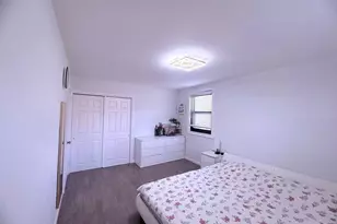 246-15 57th Dr, Douglaston, NY 11362 - Photo 13