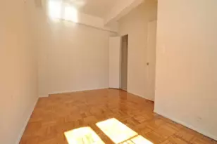 2220 E Tremont Ave, Bronx, NY 10462 - Photo 5