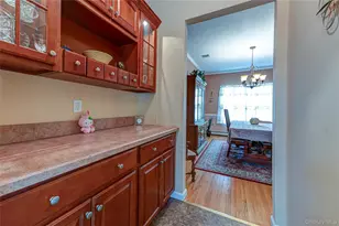 108 Maple Wood Ln, Riverhead, NY 11901 - Photo 25
