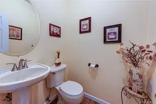 108 Maple Wood Ln, Riverhead, NY 11901 - Photo 33