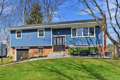 147 Jackson Avenue S, Saint James, NY 11780 - Photo 1