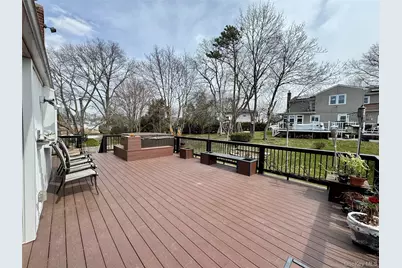 6 Fairway Drive, Plainview, NY 11804 - Photo 15