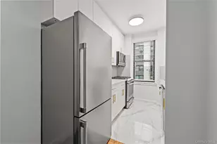 98-25 64th Rd, Rego Park, NY 11374 - Photo 13