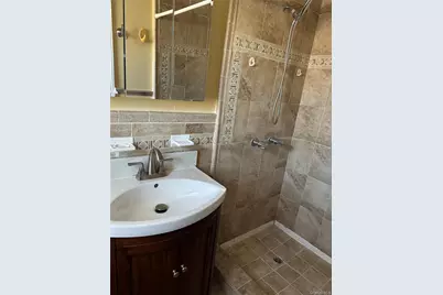 401 W Walnut Street #UPPER, Long Beach, NY 11561 - Photo 9