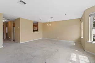 355 Old Tarrytown Rd, White Plains, NY 10603 - Photo 7