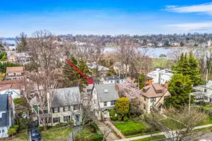 3-35 Warwick Ave, Douglaston, NY 11363 - Photo 29