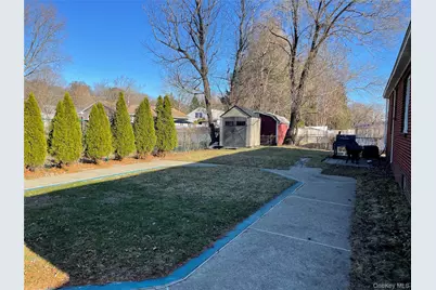 17 Bosher Drive, Colonie, NY 12205 - Photo 13