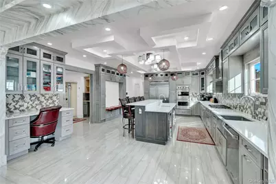 120 Majestic Drive, Dix Hills, NY 11746 - Photo 13