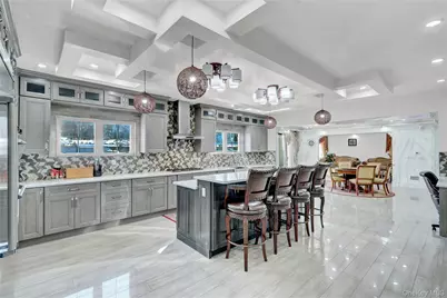 120 Majestic Drive, Dix Hills, NY 11746 - Photo 15