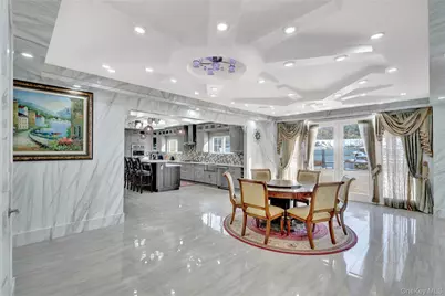 120 Majestic Drive, Dix Hills, NY 11746 - Photo 11