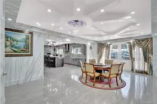 120 Majestic Dr, Dix Hills, NY 11746 - Photo 11